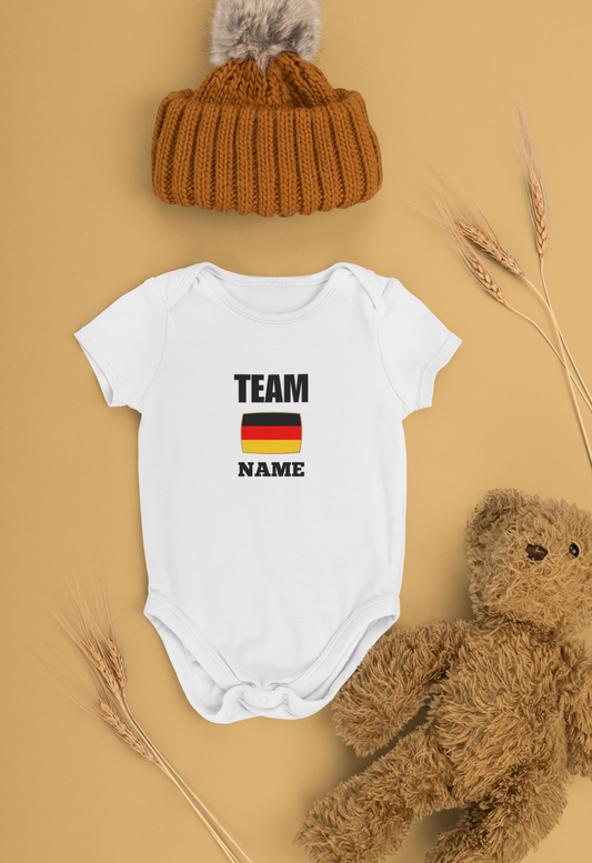 Fußball Partnerlook personalisierbar - Baby Body kurzarm